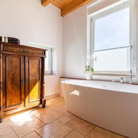 Privat Apartment- Near Strasbourg, Baden Baden Apartment *