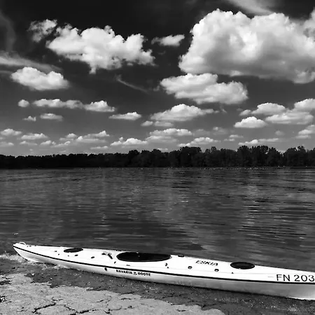 Privat Apartment- Near Strasbourg, Baden Baden 라이나우